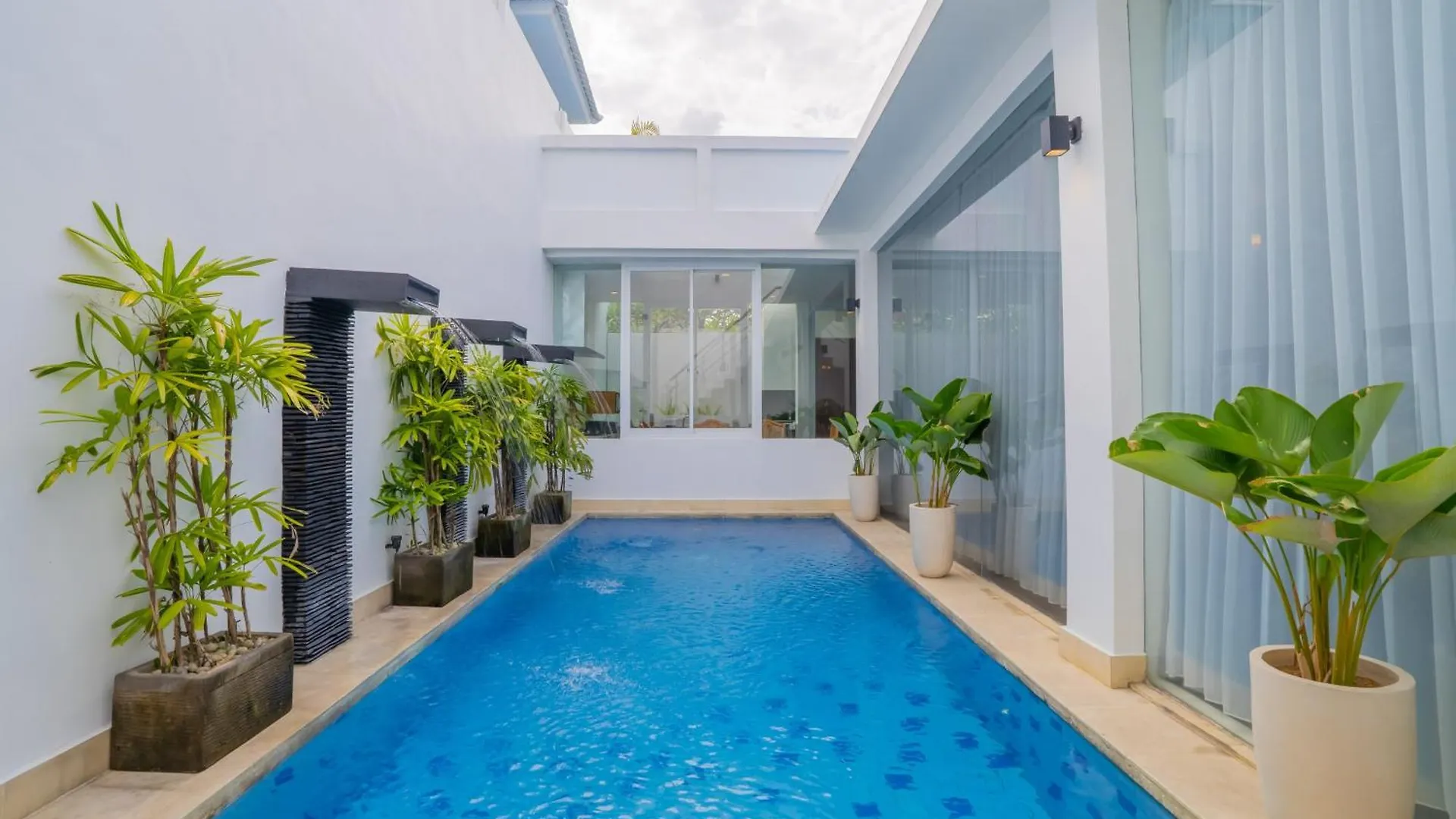 Villa Bali Road House Seminyak